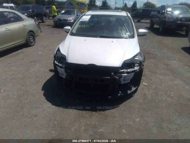 Photo 5 VIN: 1FADP3J28DL112845 - FORD FOCUS 