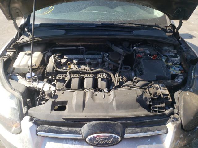 Photo 6 VIN: 1FADP3J28EL144647 - FORD FOCUS TITA 