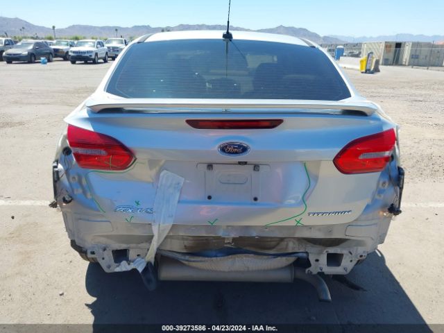 Photo 5 VIN: 1FADP3J28GL353888 - FORD FOCUS 