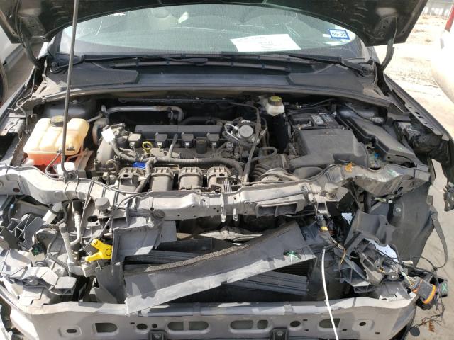 Photo 6 VIN: 1FADP3J28HL272908 - FORD FOCUS 