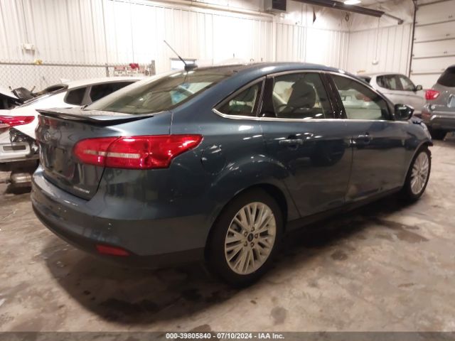 Photo 3 VIN: 1FADP3J28JL204954 - FORD FOCUS 