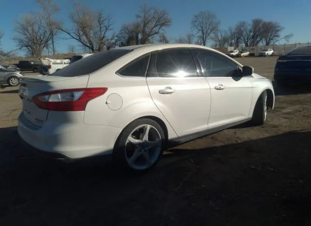 Photo 3 VIN: 1FADP3J29EL108840 - FORD FOCUS 