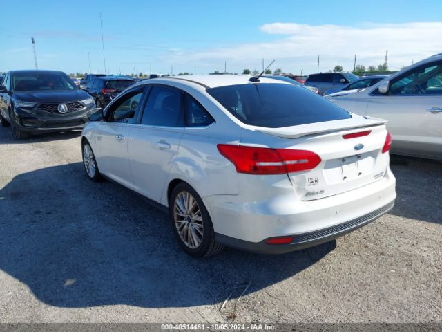 Photo 2 VIN: 1FADP3J29FL304634 - FORD FOCUS 