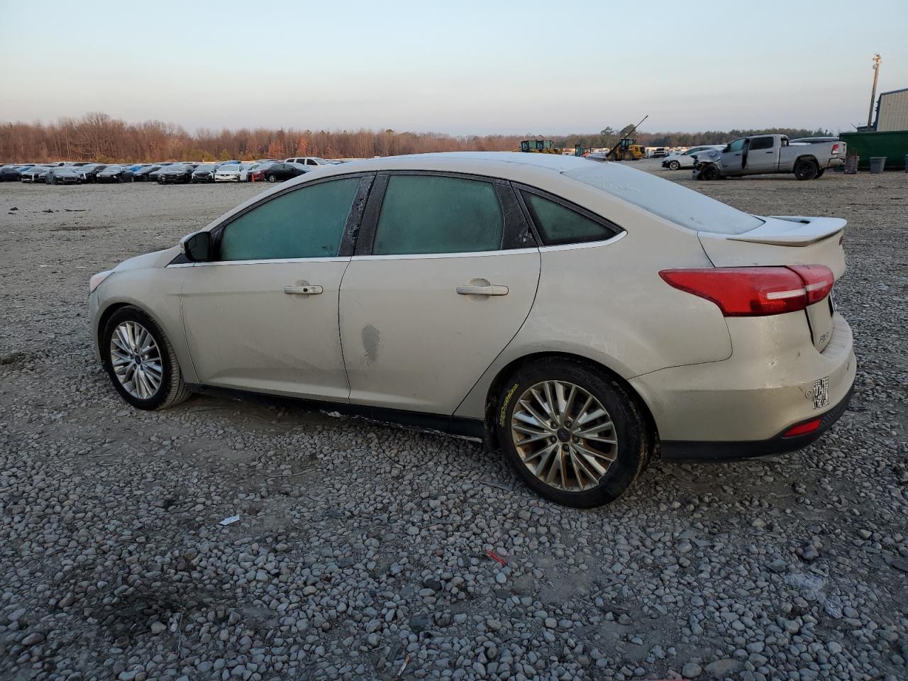 Photo 1 VIN: 1FADP3J29HL287420 - FORD FOCUS 