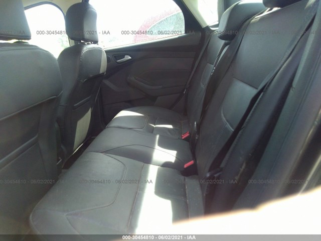 Photo 7 VIN: 1FADP3J2XGL223577 - FORD FOCUS 