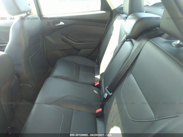 Photo 7 VIN: 1FADP3J2XJL229712 - FORD FOCUS 