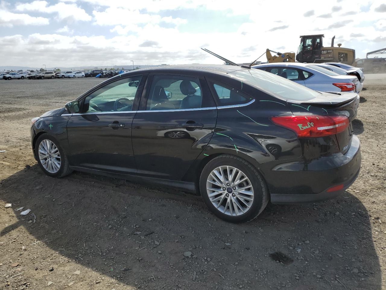 Photo 1 VIN: 1FADP3J2XJL314789 - FORD FOCUS 