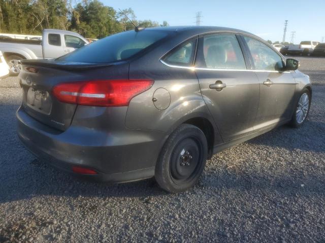 Photo 2 VIN: 1FADP3J2XJL317076 - FORD FOCUS 