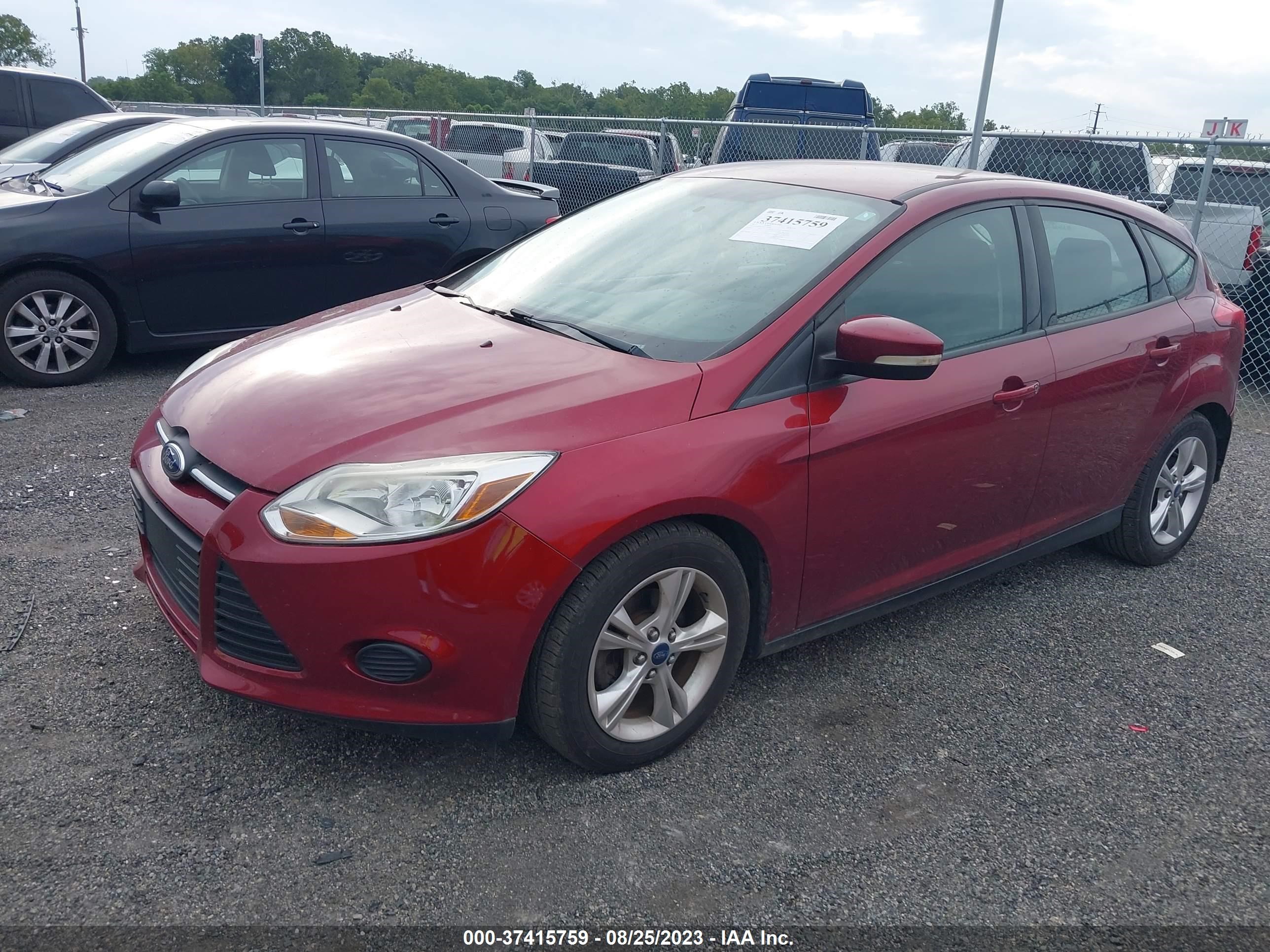 Photo 1 VIN: 1FADP3K20DL258929 - FORD FOCUS 