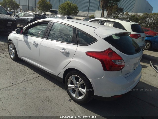 Photo 2 VIN: 1FADP3K20EL322470 - FORD FOCUS 