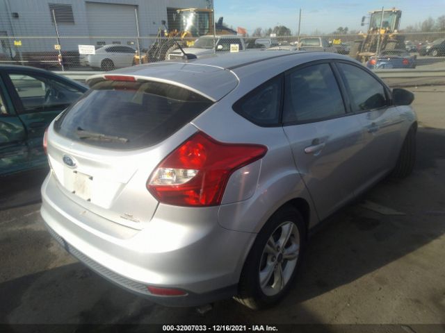 Photo 3 VIN: 1FADP3K20EL435660 - FORD FOCUS 