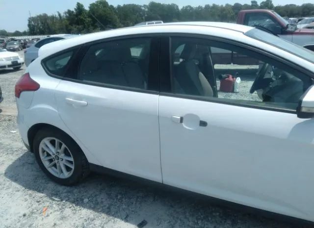 Photo 5 VIN: 1FADP3K20FL318002 - FORD FOCUS 