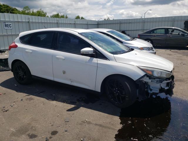 Photo 3 VIN: 1FADP3K20FL368107 - FORD FOCUS SE 