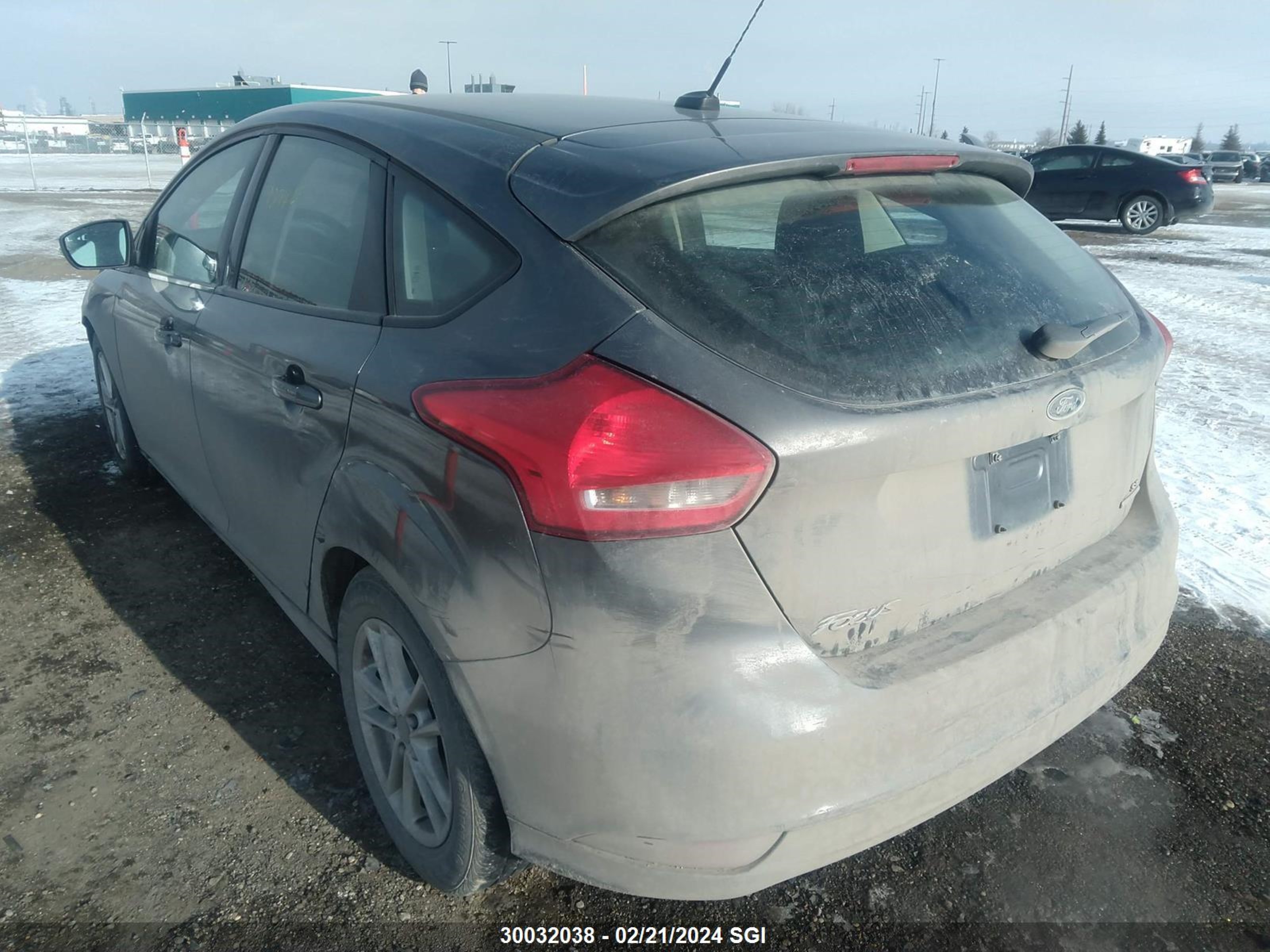 Photo 2 VIN: 1FADP3K20GL214644 - FORD FOCUS 