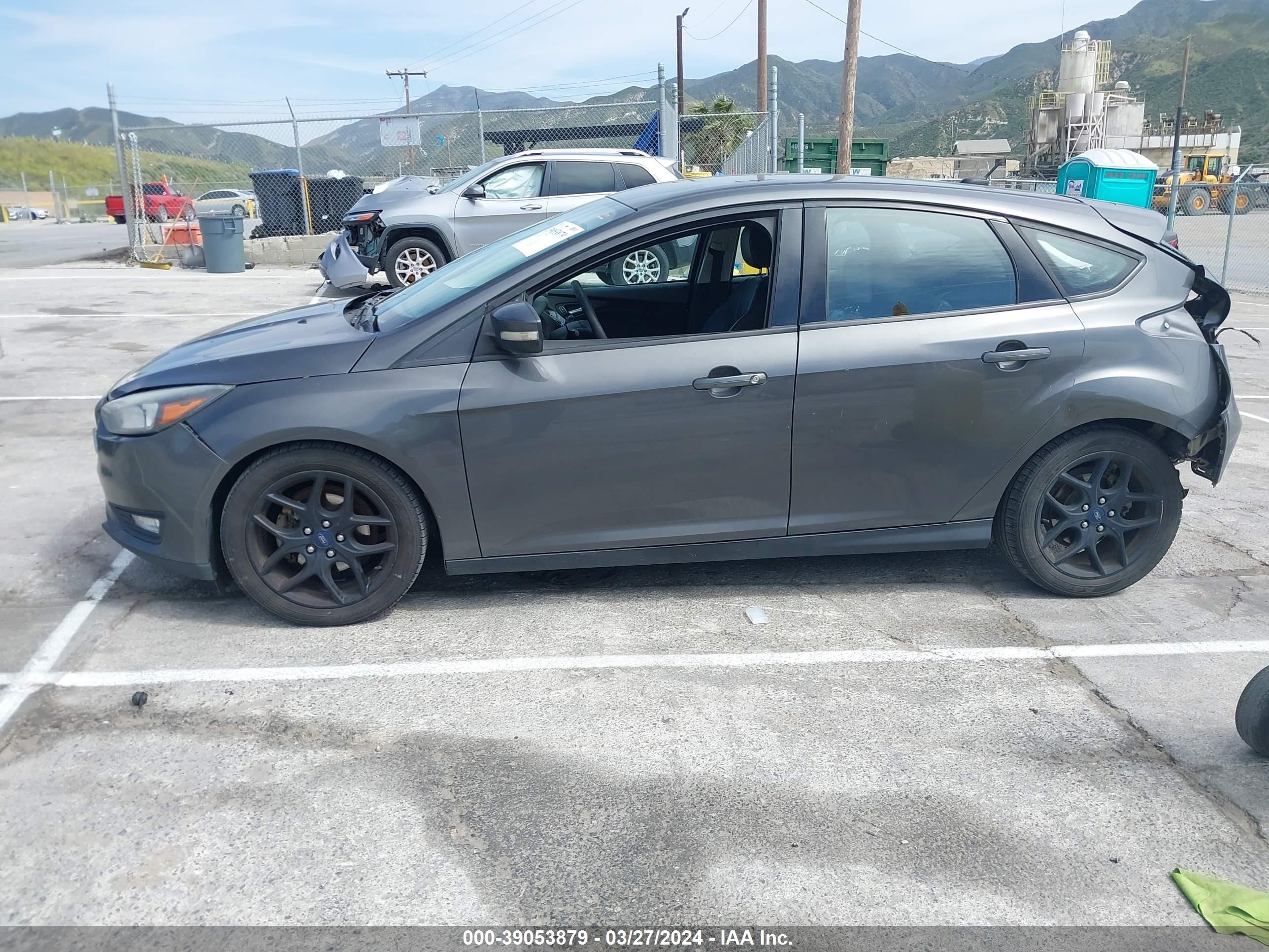 Photo 13 VIN: 1FADP3K20GL286363 - FORD FOCUS 