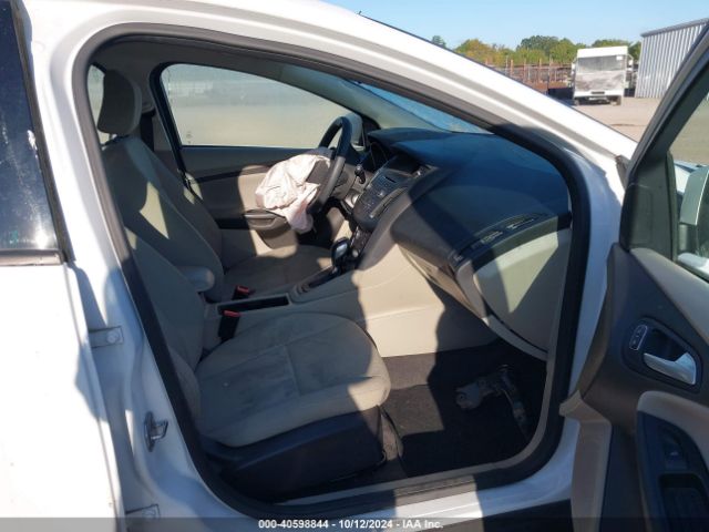 Photo 4 VIN: 1FADP3K20GL291109 - FORD FOCUS 