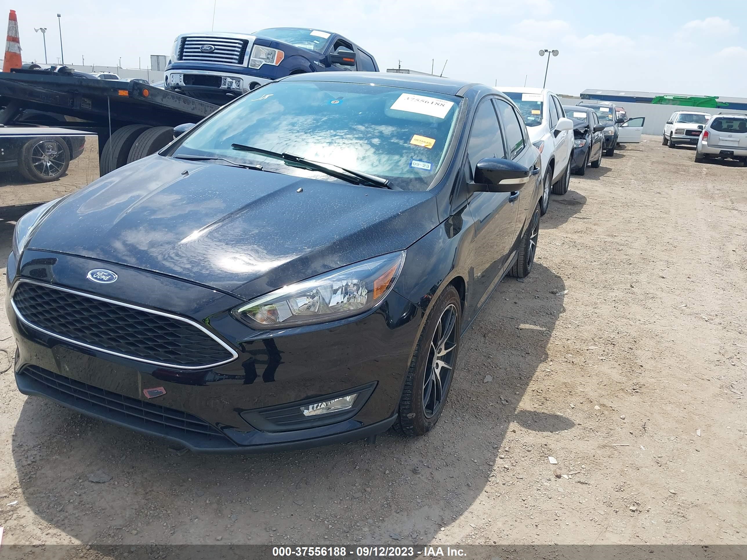 Photo 1 VIN: 1FADP3K20GL299260 - FORD FOCUS 