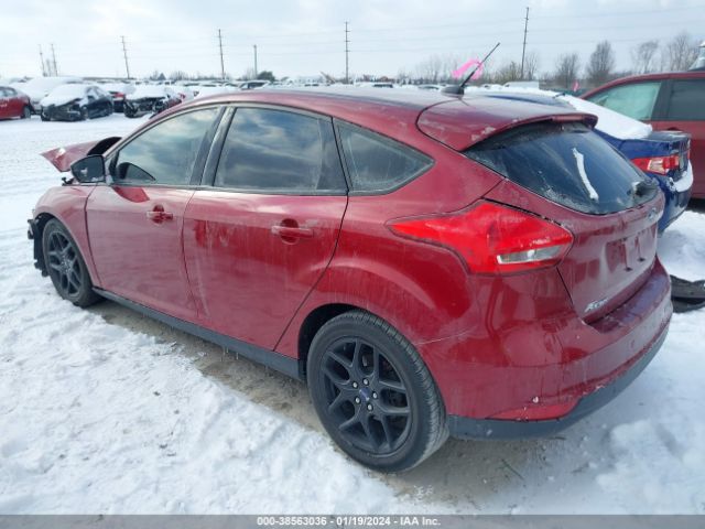 Photo 2 VIN: 1FADP3K20GL301010 - FORD FOCUS 