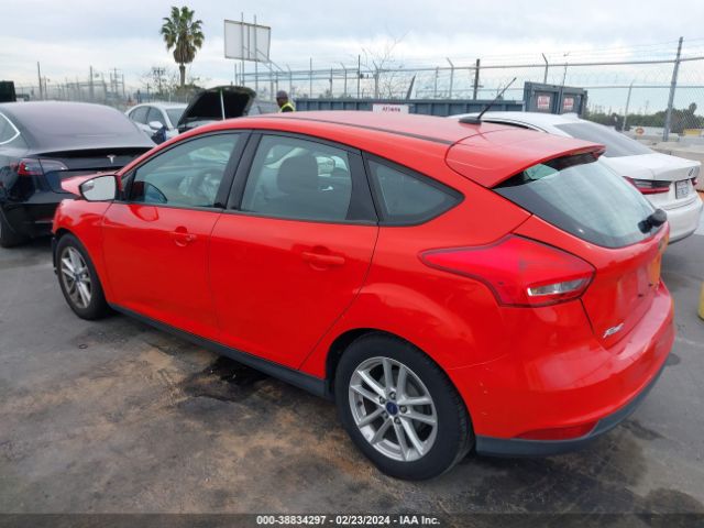 Photo 2 VIN: 1FADP3K20GL301900 - FORD FOCUS 