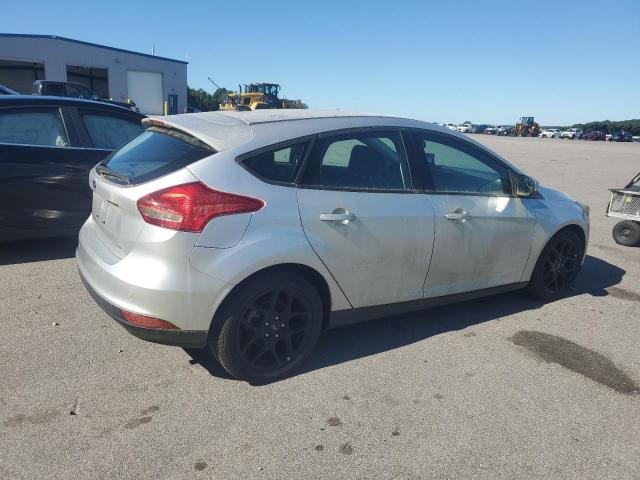 Photo 2 VIN: 1FADP3K20GL326652 - FORD FOCUS SE 