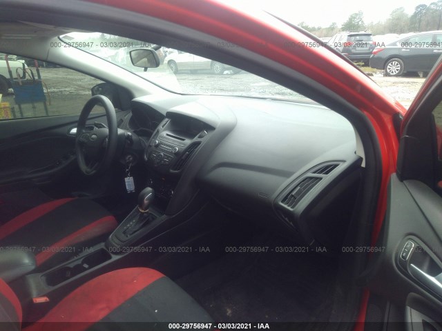 Photo 4 VIN: 1FADP3K20HL223717 - FORD FOCUS 