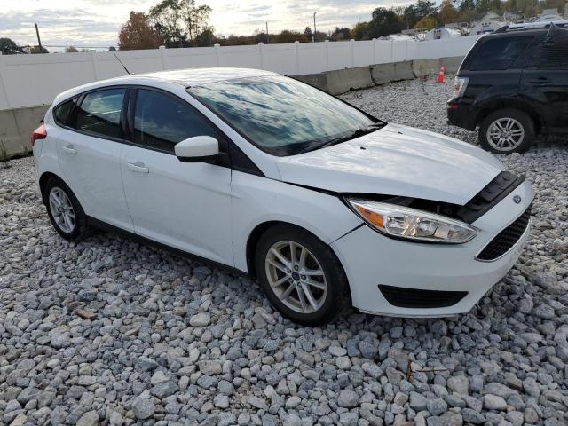 Photo 3 VIN: 1FADP3K20JL324682 - FORD FOCUS 