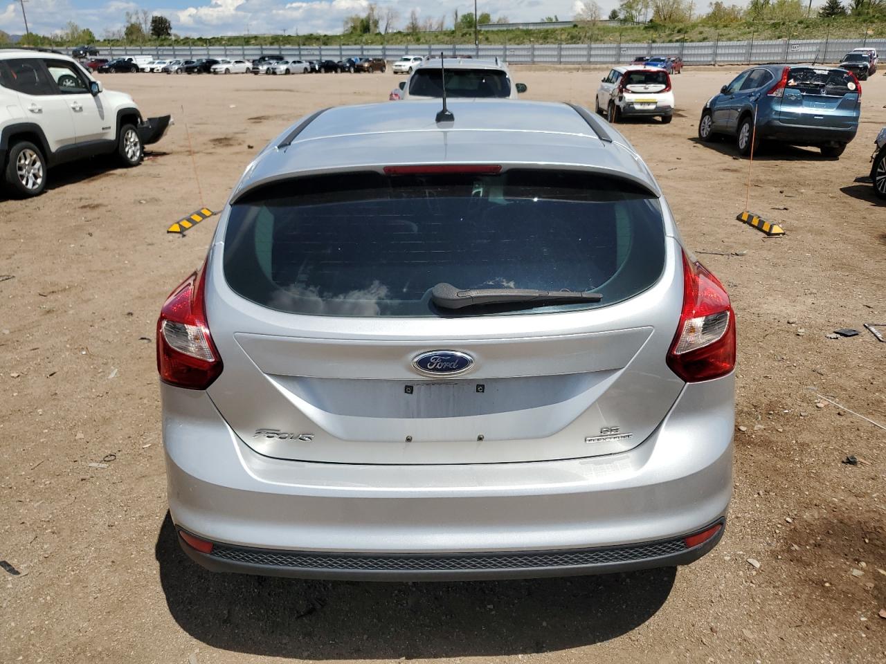 Photo 5 VIN: 1FADP3K21DL224031 - FORD FOCUS 