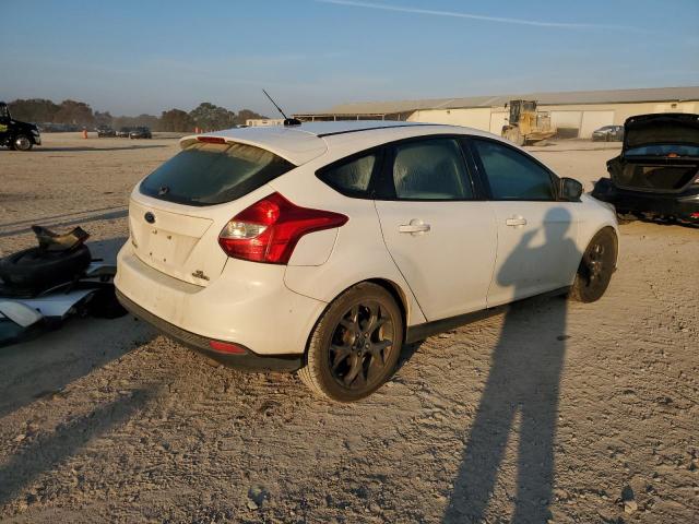 Photo 2 VIN: 1FADP3K21EL145685 - FORD FOCUS SE 