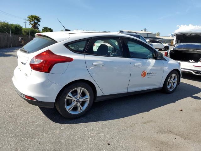 Photo 2 VIN: 1FADP3K21EL234592 - FORD FOCUS 