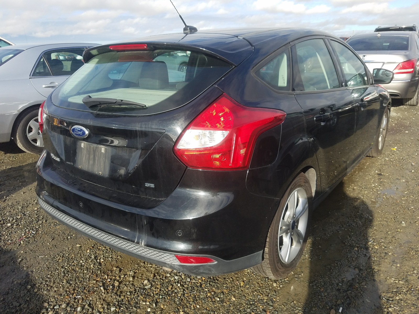 Photo 3 VIN: 1FADP3K21EL243180 - FORD FOCUS SE 