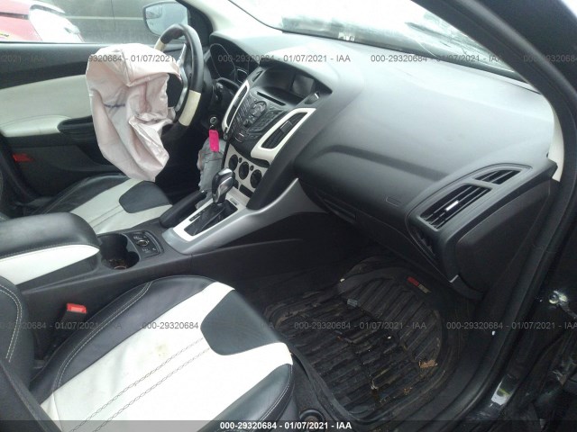 Photo 4 VIN: 1FADP3K21EL246094 - FORD FOCUS 