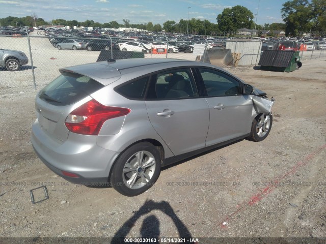 Photo 3 VIN: 1FADP3K21EL272193 - FORD FOCUS 