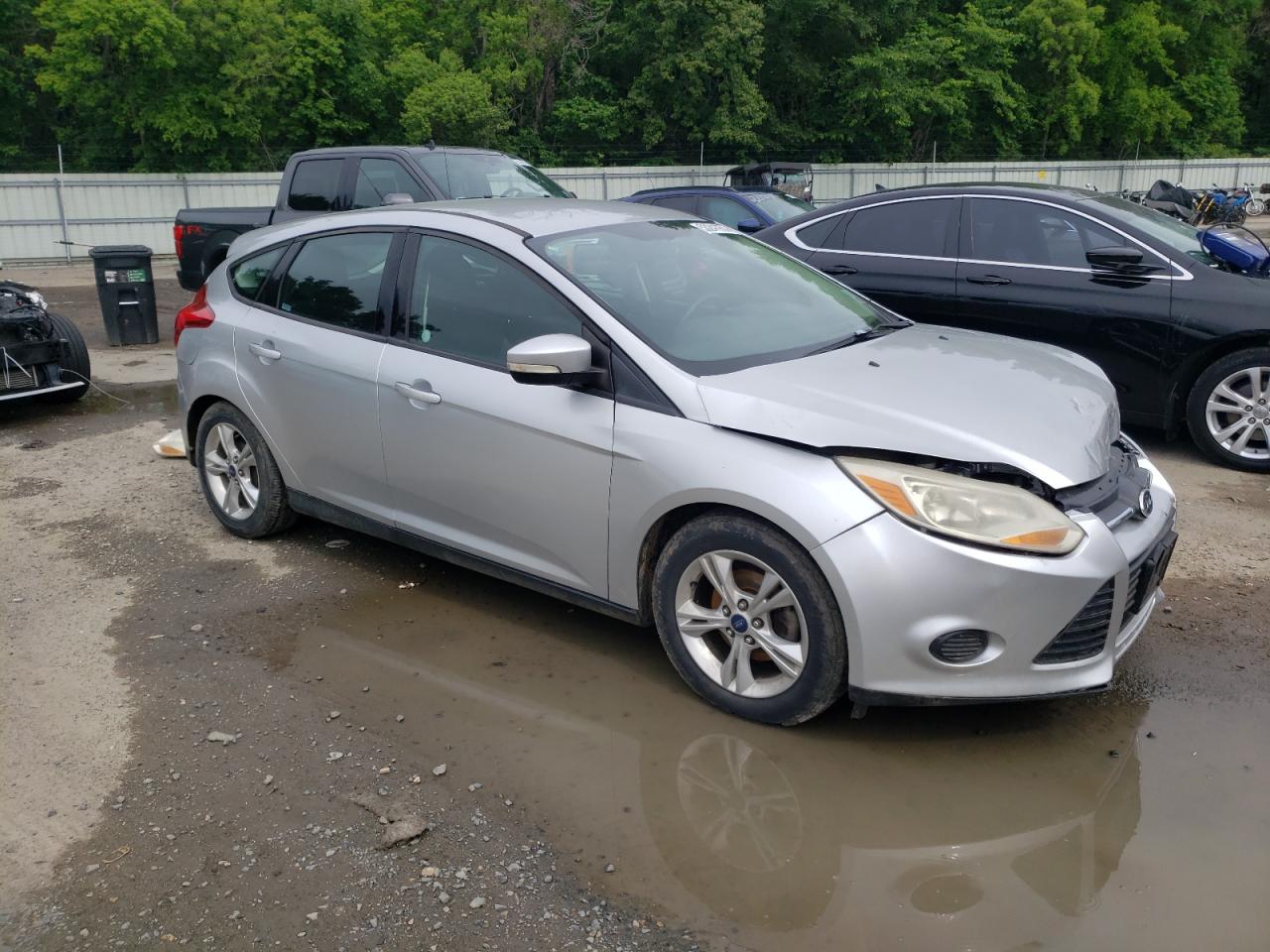 Photo 3 VIN: 1FADP3K21EL283260 - FORD FOCUS 