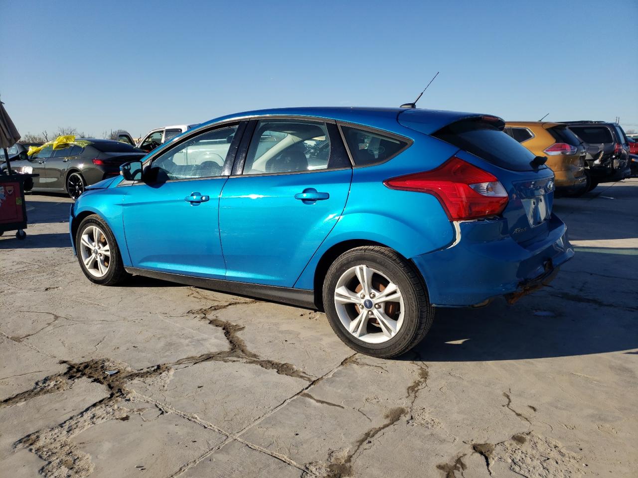 Photo 1 VIN: 1FADP3K21EL311705 - FORD FOCUS 