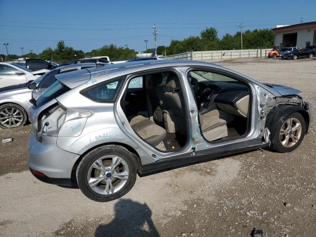 Photo 2 VIN: 1FADP3K21EL371094 - FORD FOCUS SE 