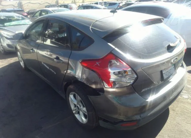 Photo 2 VIN: 1FADP3K21EL413862 - FORD FOCUS 