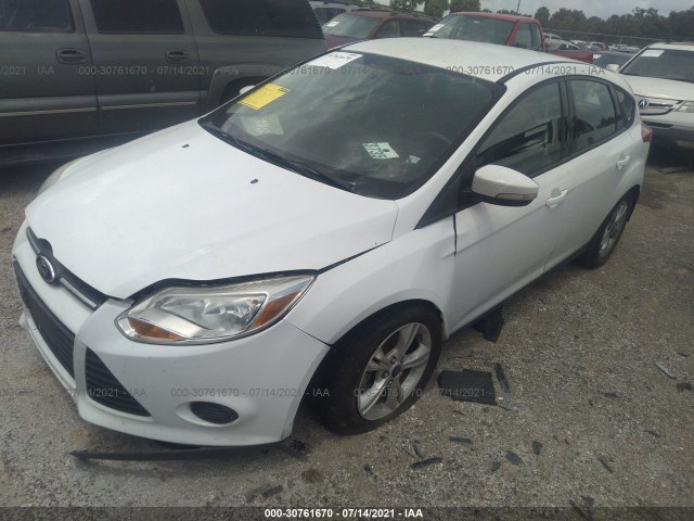 Photo 1 VIN: 1FADP3K21EL445677 - FORD FOCUS 