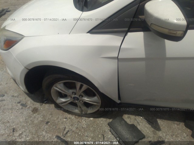 Photo 5 VIN: 1FADP3K21EL445677 - FORD FOCUS 