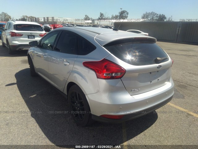 Photo 2 VIN: 1FADP3K21GL256207 - FORD FOCUS 