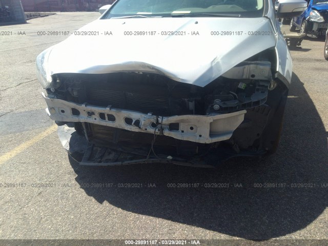 Photo 5 VIN: 1FADP3K21GL256207 - FORD FOCUS 