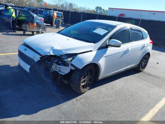 Photo 1 VIN: 1FADP3K21GL273959 - FORD FOCUS 