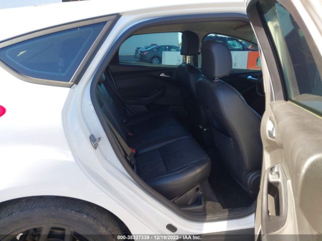 Photo 7 VIN: 1FADP3K21GL273959 - FORD FOCUS 