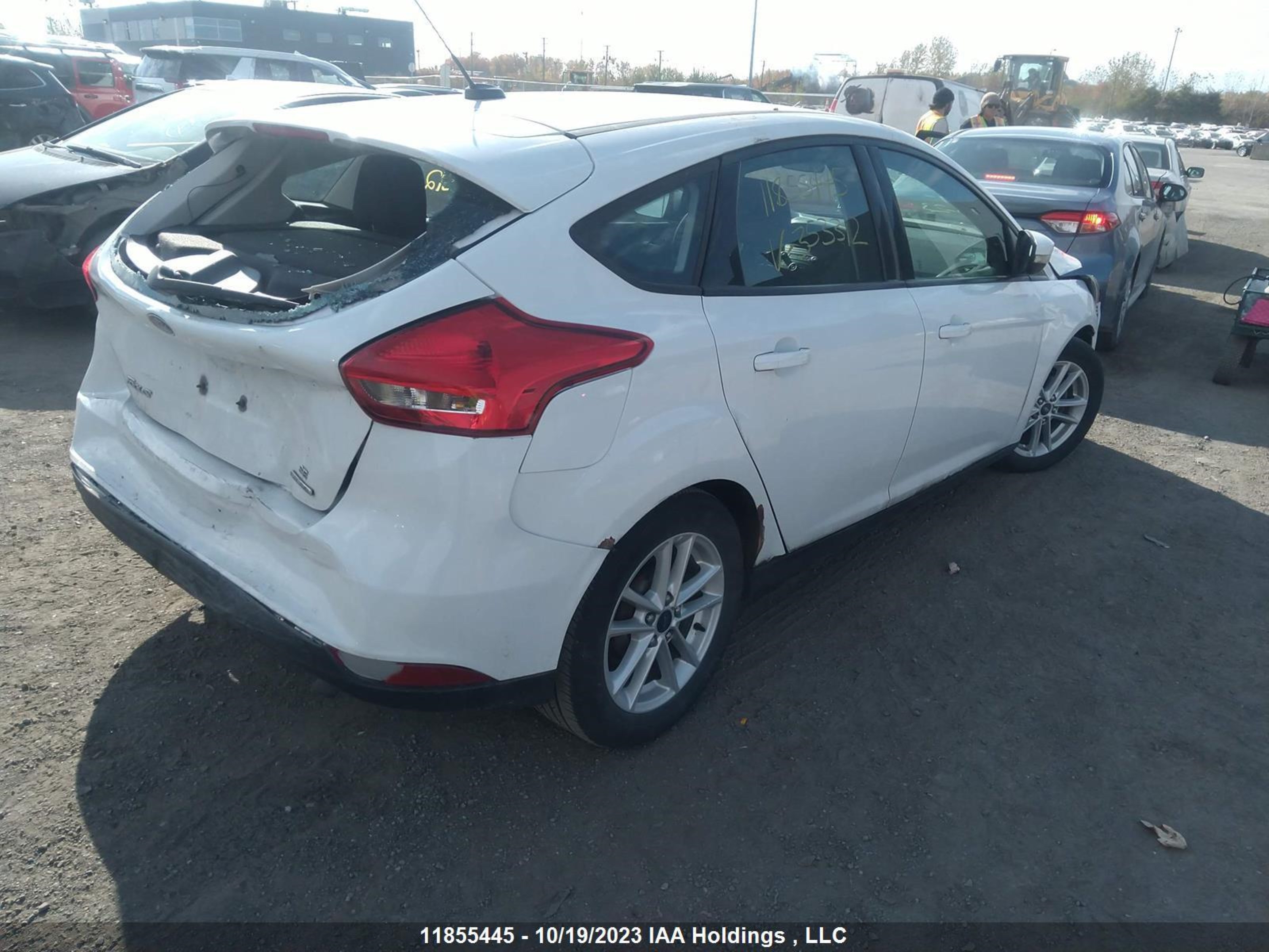 Photo 3 VIN: 1FADP3K21GL353312 - FORD FOCUS 