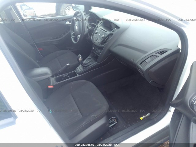 Photo 4 VIN: 1FADP3K21HL232779 - FORD FOCUS 