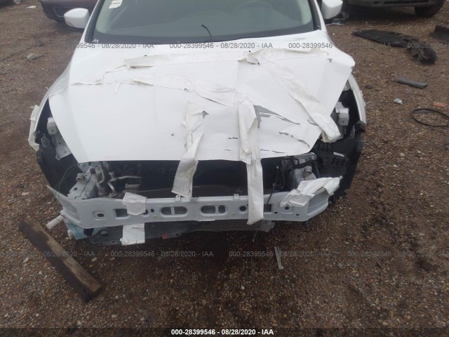 Photo 5 VIN: 1FADP3K21HL232779 - FORD FOCUS 