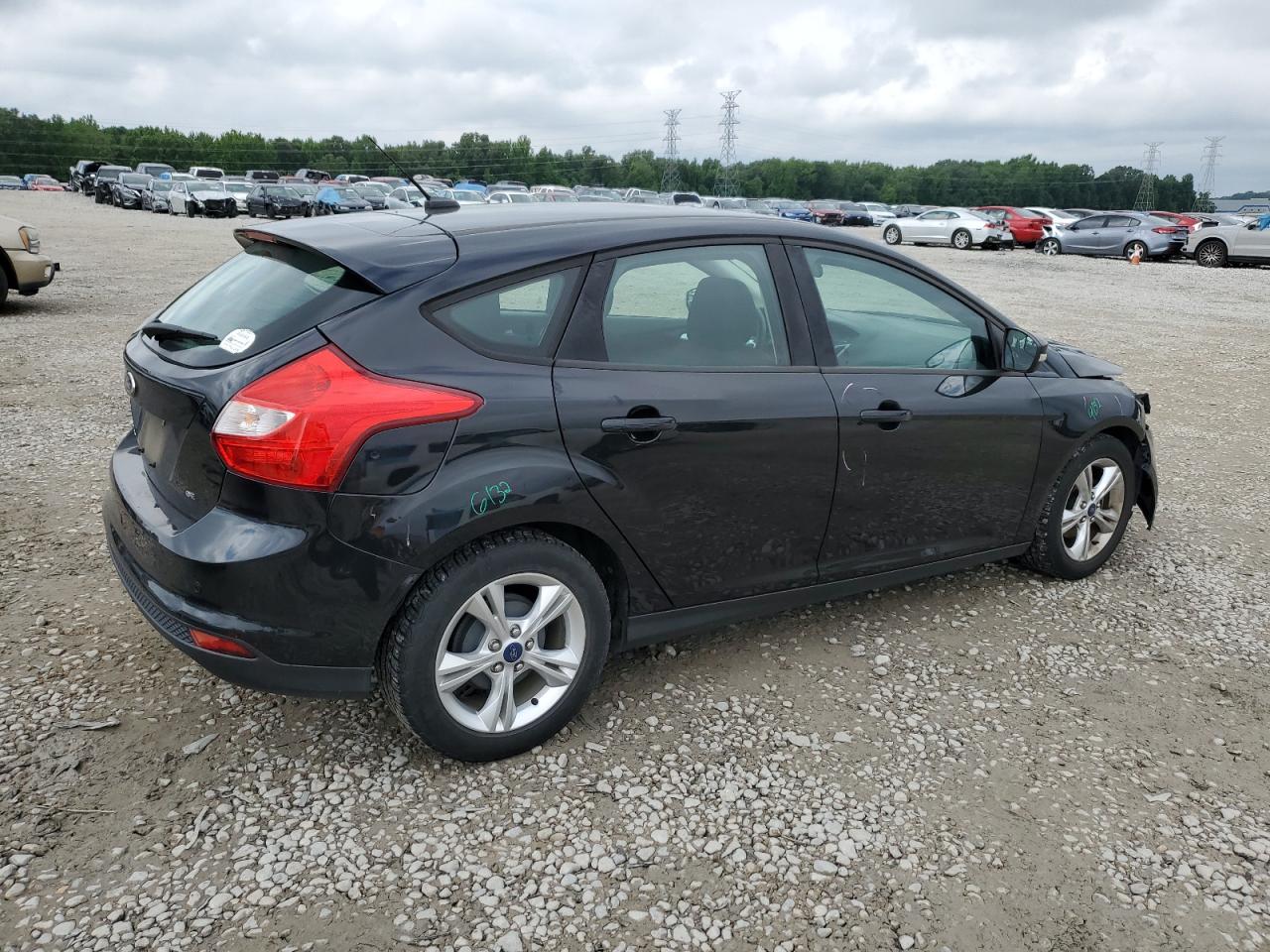 Photo 2 VIN: 1FADP3K22DL288093 - FORD FOCUS 