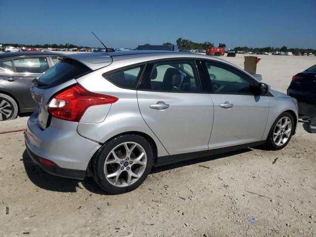 Photo 2 VIN: 1FADP3K22EL175083 - FORD FOCUS 