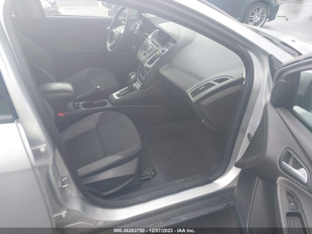 Photo 4 VIN: 1FADP3K22EL175794 - FORD FOCUS 