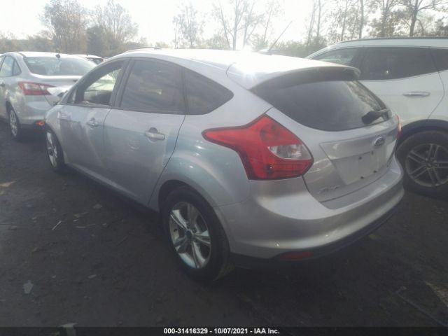 Photo 2 VIN: 1FADP3K22EL266595 - FORD FOCUS 