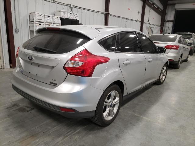 Photo 3 VIN: 1FADP3K22EL307582 - FORD FOCUS SE 